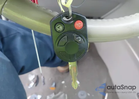 2012 Ford Escape Xlt z USA, uszkodzony, nr VIN 1FMCU0D77CKA02079